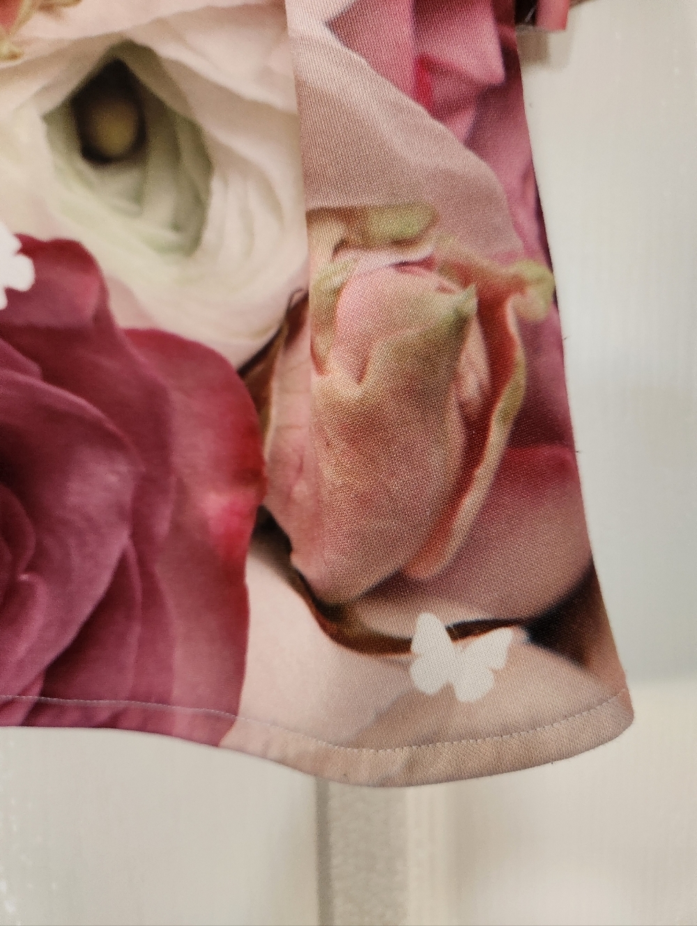 Pink Floral Short Top Size S/M - Picture 5 of 7
